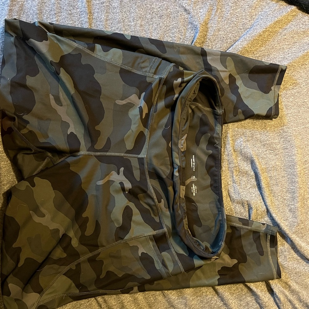 Old Navy Camo Leggings